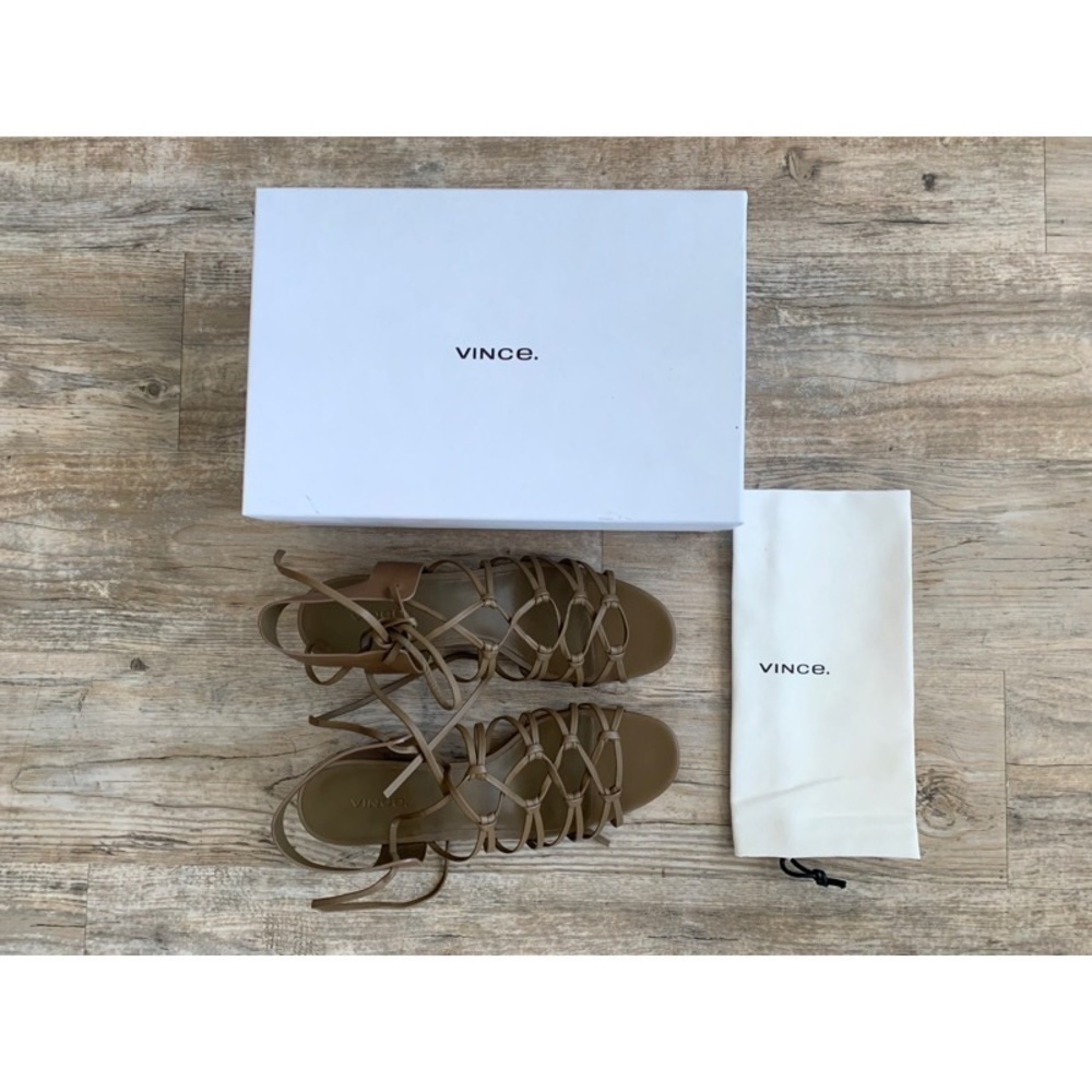 NEW IN BOX VINCE ‘Beautmont’ Lace-Up Sandals